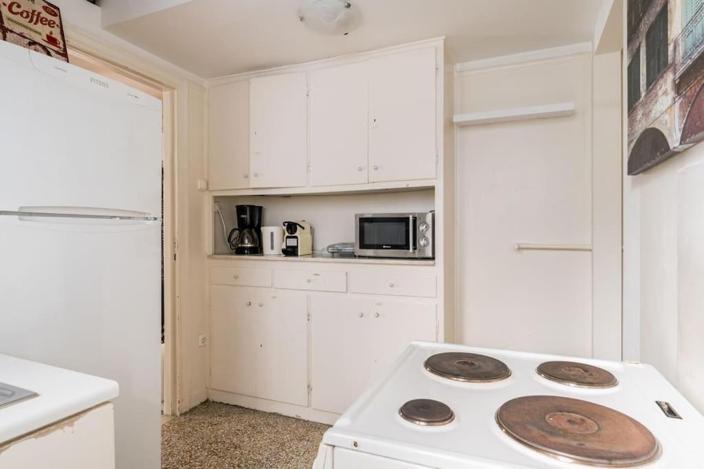 Amazing 3Bdr Apt With Unique Roof Garden In Plaka Athens Ngoại thất bức ảnh