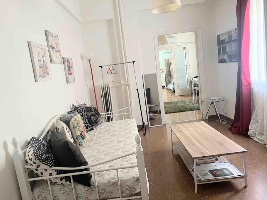 Amazing 3Bdr Apt With Unique Roof Garden In Plaka Athens Ngoại thất bức ảnh